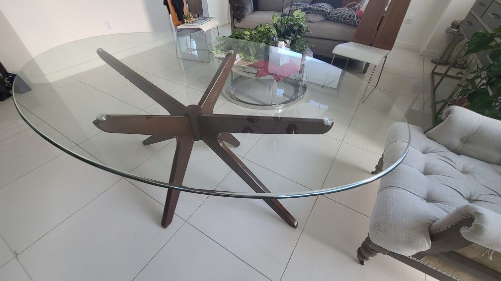 Glass Dining Table 300$