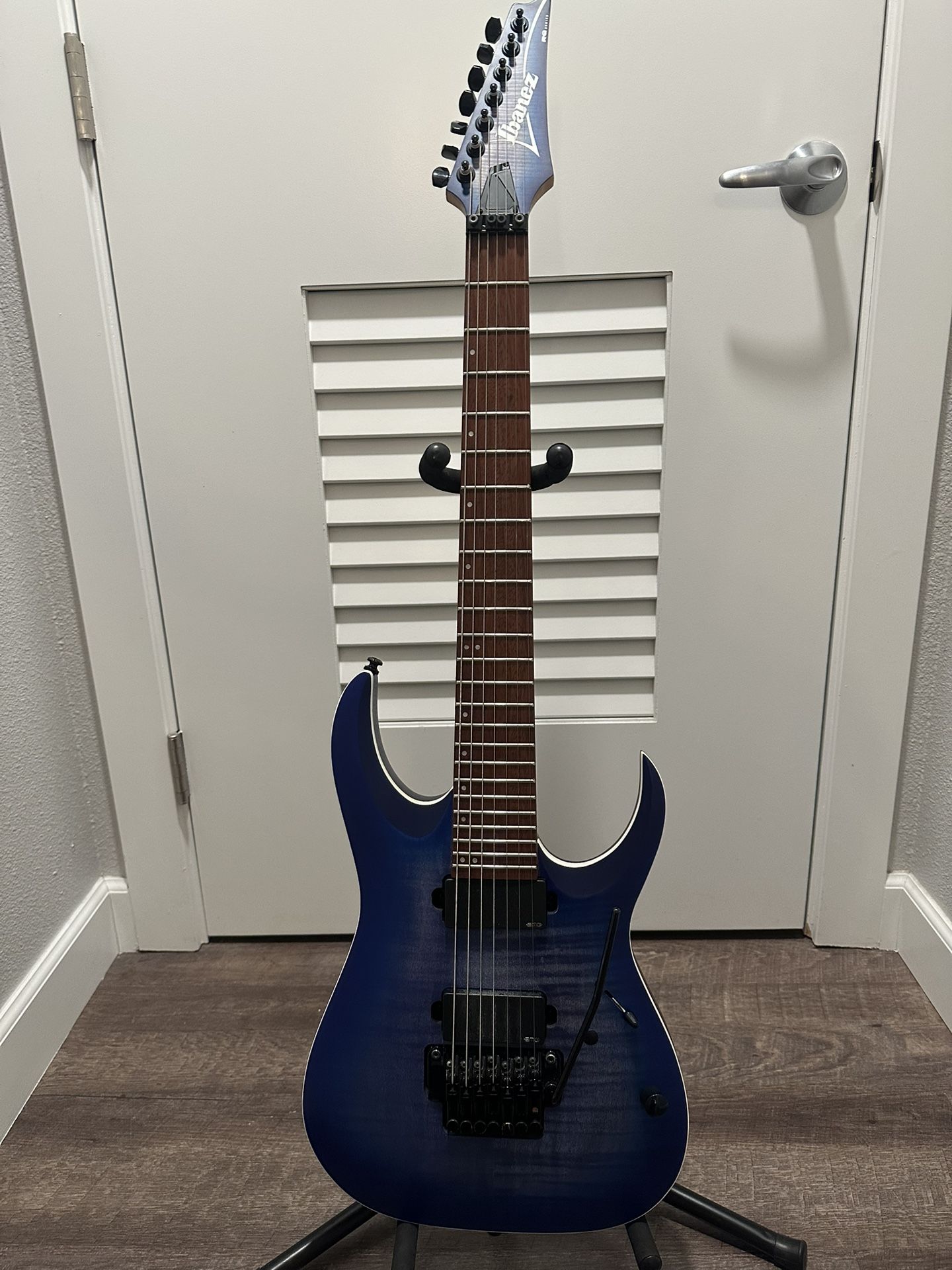 Ibanez 7 string emg 81, 85custom