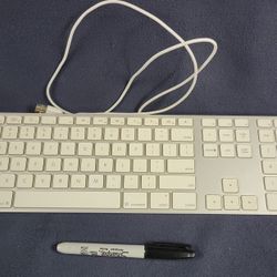 Apple Keyboard, USB Connection