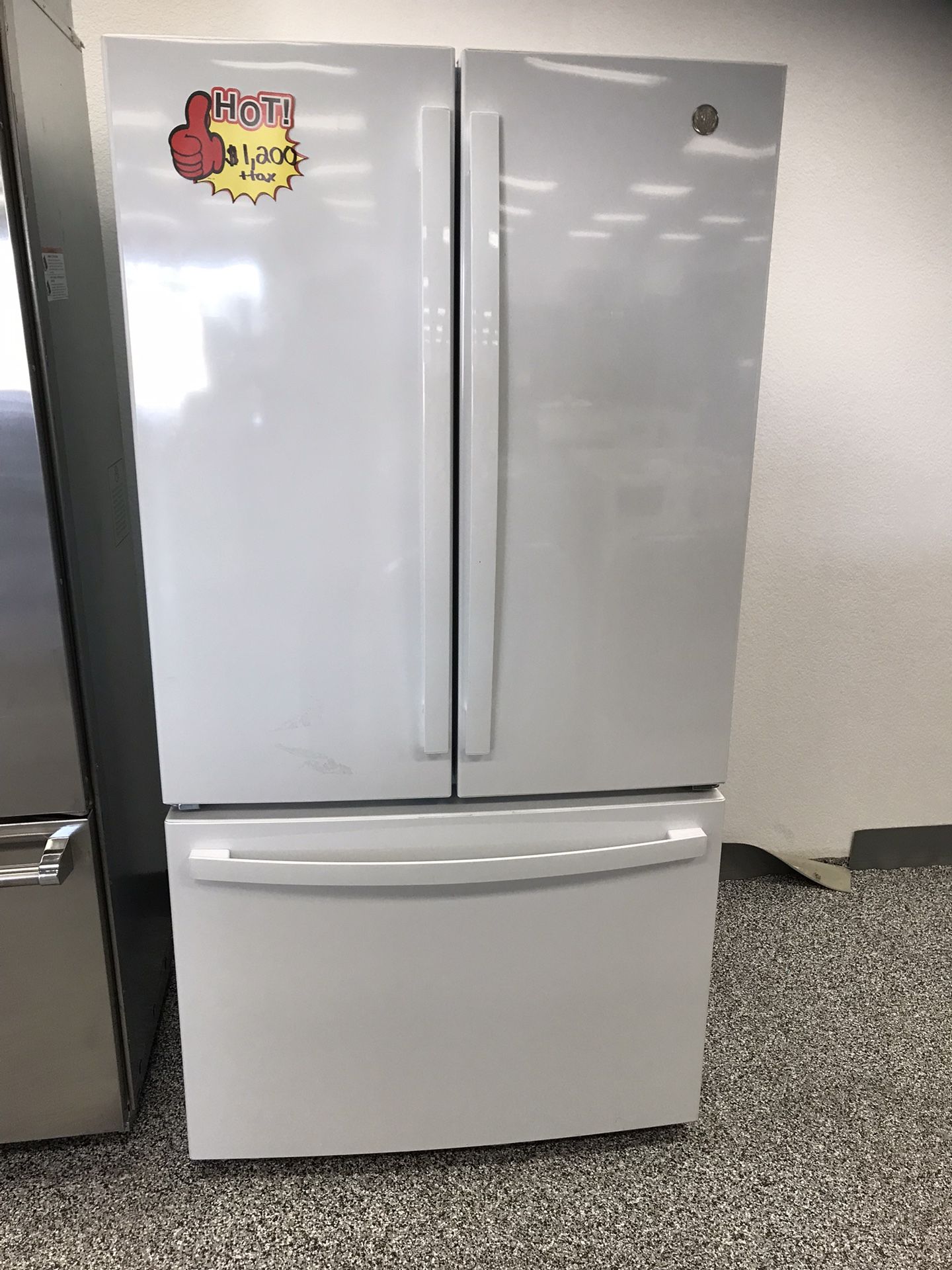 GE Refrigerator