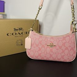 coach pink purse