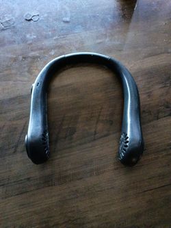 Neck fan