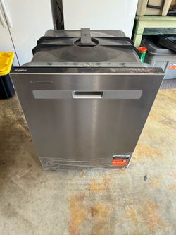 Whirlpool Dishwasher Brand new WDP540HAMZ 4