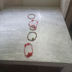 Didiseaon 4pcs Creative Christmasglass DiamonBracelet for Women Chic Water-resistant Stretch Bracelets for Holiday Parties Elegant Jewelry Accessories