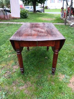 Antique Drop Leaf Dinning Table 