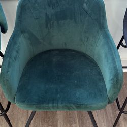 Stylish Green Velvet Accent Chair