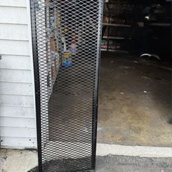 BRAND NEW CARGO HITCH HAUL. NEVER PUT TOGETHER. $80.00 OR BEST OFFER.