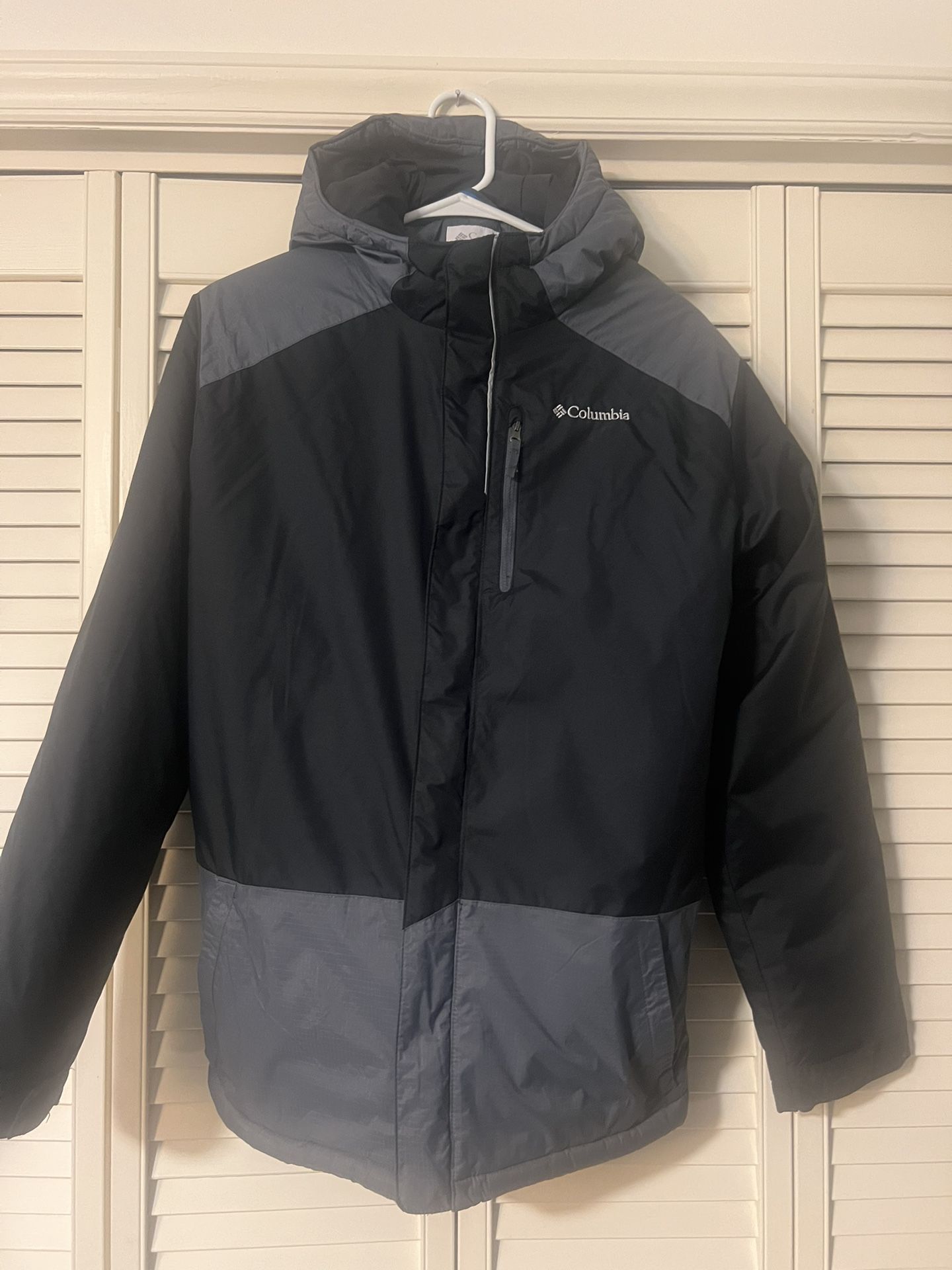 Columbia Thick Winter Coat for Women XL (18/20) or Fits like a Men’s Medium *Extremely Warm Excellent Condition Like New