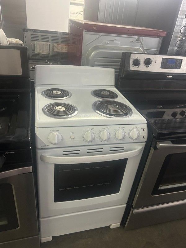 Hotpoint Electric Stove (W 24 inch)