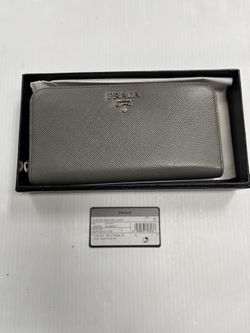 PRADA SAFFIANO GRAY LEATHER WALLET IN GOOD CONDITION, COMES WITH BOX