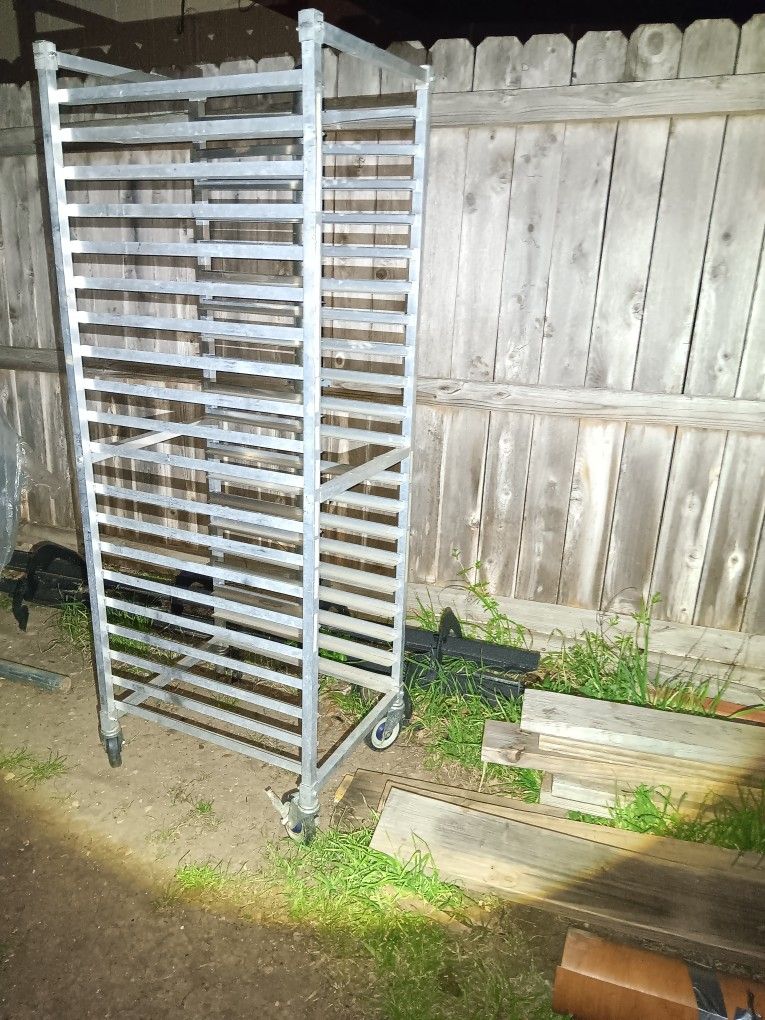 Restaurant Bakers Cooling Rack for Sale in San Antonio, TX - OfferUp