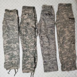 Four Pairs Of U.S. Military Pants Featuring Digital And Pattern Camouflage Designs, Size Medium Varying Lengths! Price For All!