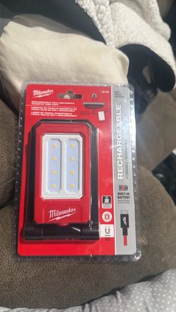 Milwaukee magnetic task light