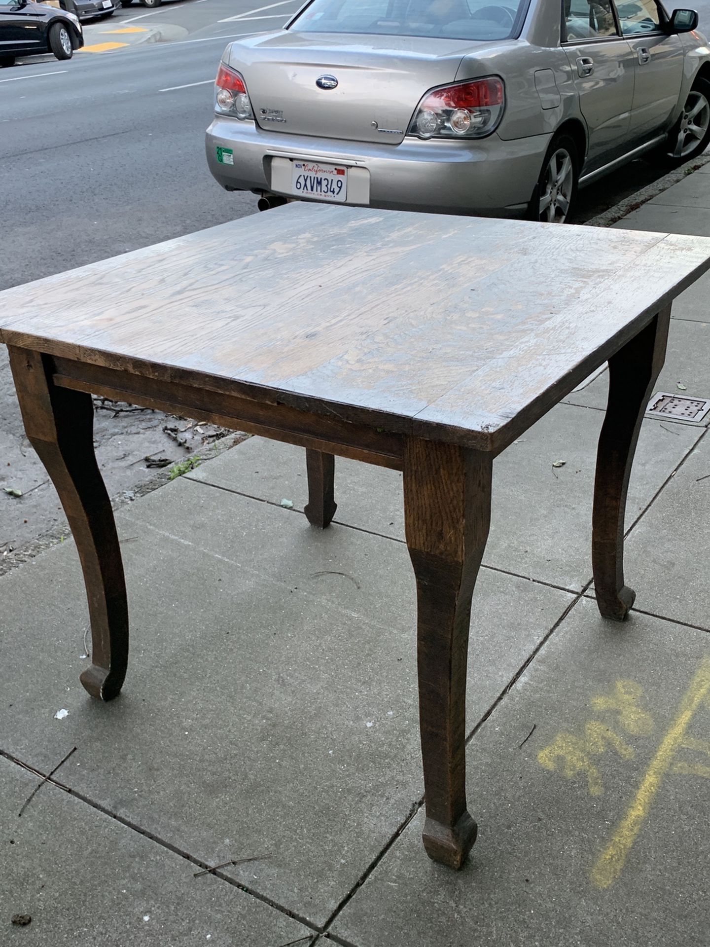 Free Dining/gaming Wooden Table