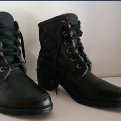 Sporto Insulated Women Black Laced Up Ankle Boots - Size 9