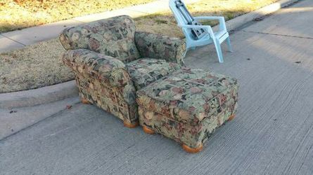 Sofa seat with cushion no rips