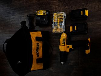 BRAND NEW!!! 20v Dewalt Drill and Batteries