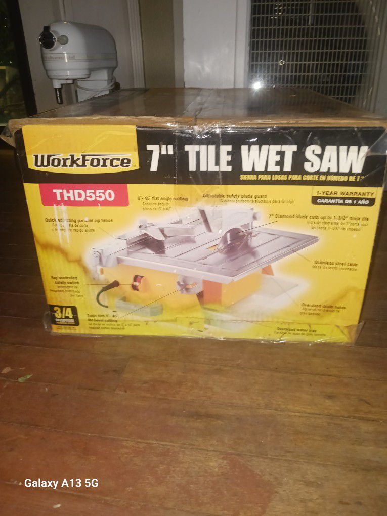 7 In Tile Wet Saw