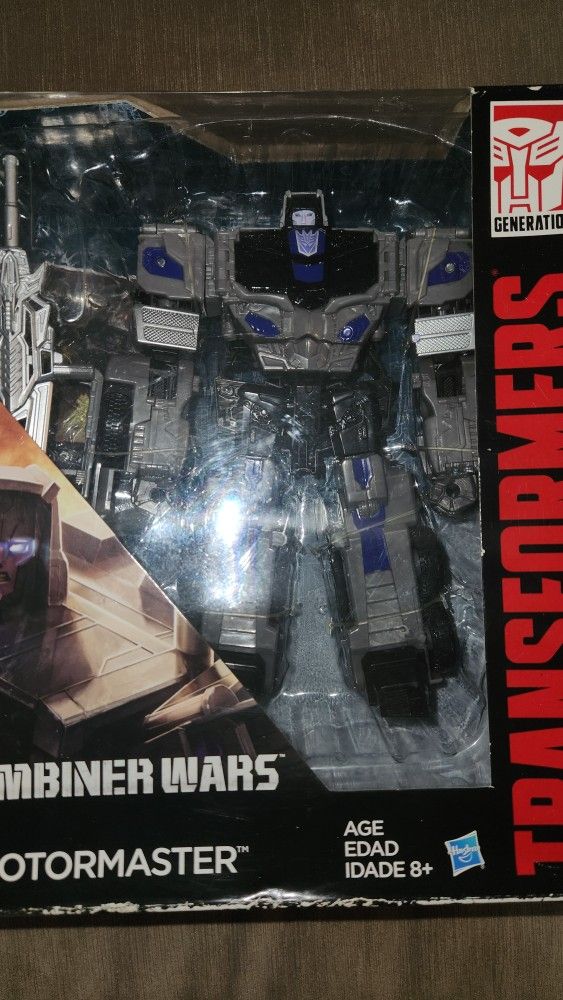 Transformers Combiner Wars Menasor Leader Motormaster