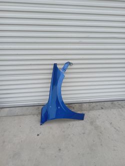 22 to 26 fender honda civic Passenger side( oem) little damage
