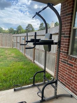 Body Champ Power Tower Pull-Up Station