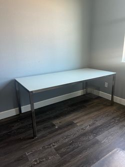 Free tables!
