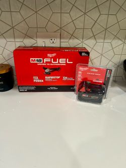 milwaukee grinder with battery