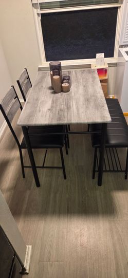 Dinning table