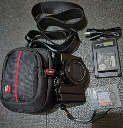 Panasonic LUMIX LX10 4K Digital Camera, 20.1 Megapixel 1-Inch Sensor, 3X Leica DC Vario-SUMMILUX Lens, F1.4-2.8 Aperture, Power O.I.S. Stabilization, 
