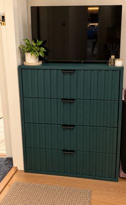Dark Green 4-Drawer Chest of Drawers