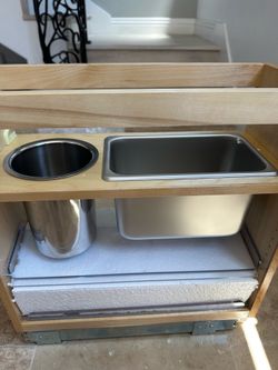 Rev A Shelf New in the box 8” Vanity Grooming Organizer