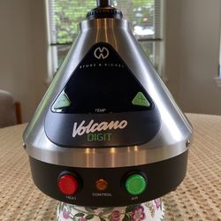 VOLCANO VAPORIZER 