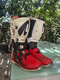 Forma Predator Boots Eu43 Size 9.5