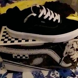 Vans Men's 9 1/2 Brand New Shoes