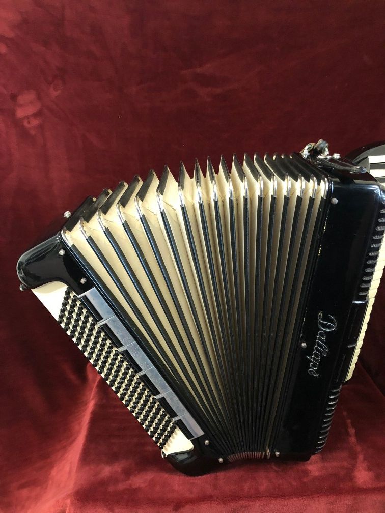 Dallape accordion