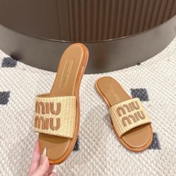 MIUMIU slippers / sandals