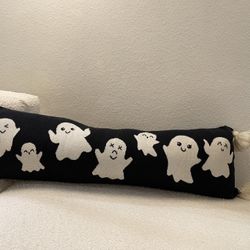 BRAND NEW WITH TAG Sweet Street Ghosts Lumbar Decorative Pillow
