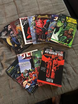 DC Comics Graphic Novel Lot – 12+ Trade Paperbacks