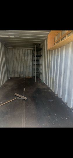 20  ft shipping container
