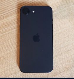 iPhone 16e unlocked