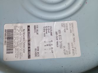 2 Bukets Of Paint Sherwin Williams 