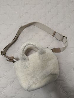 Small Cross Body Bag Universal Thread