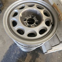 85-93 Ford Mustang Rims