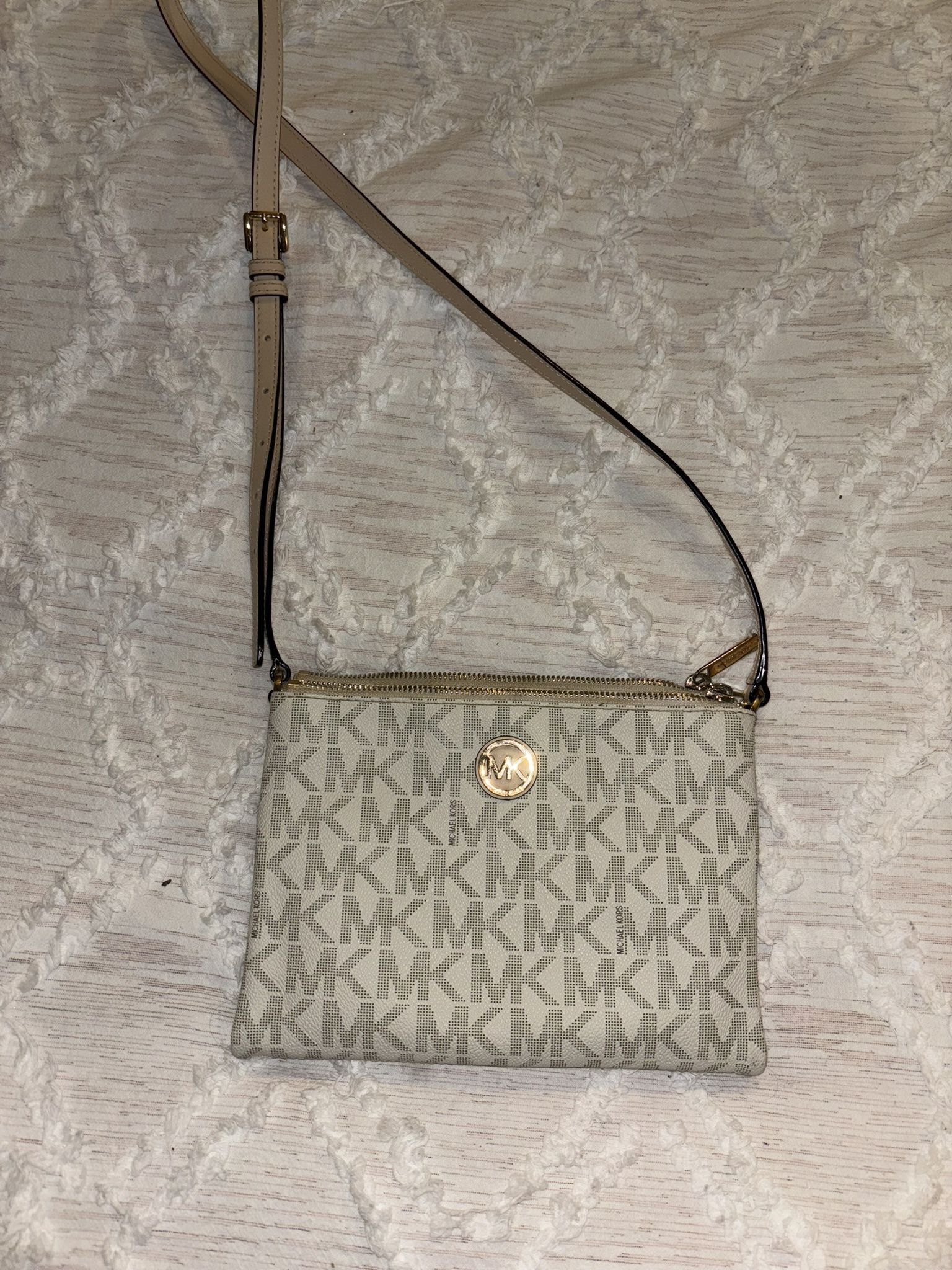 Michael Kors Crossbody Purse