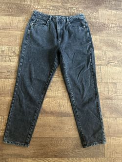 Woman’s Jeans