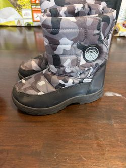Kids Camo Snow Boots
