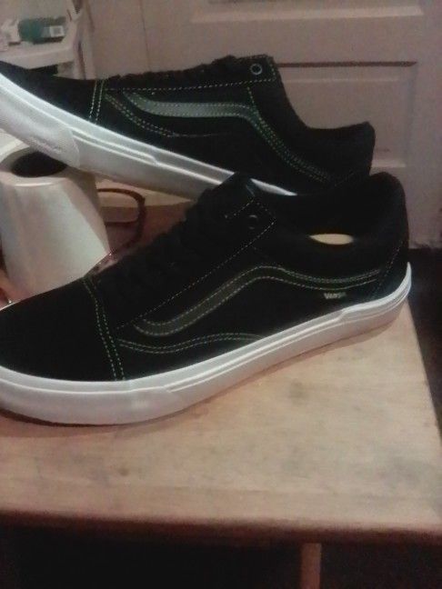 Vans Brand New Size12