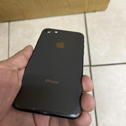 iPhone 8 64gb