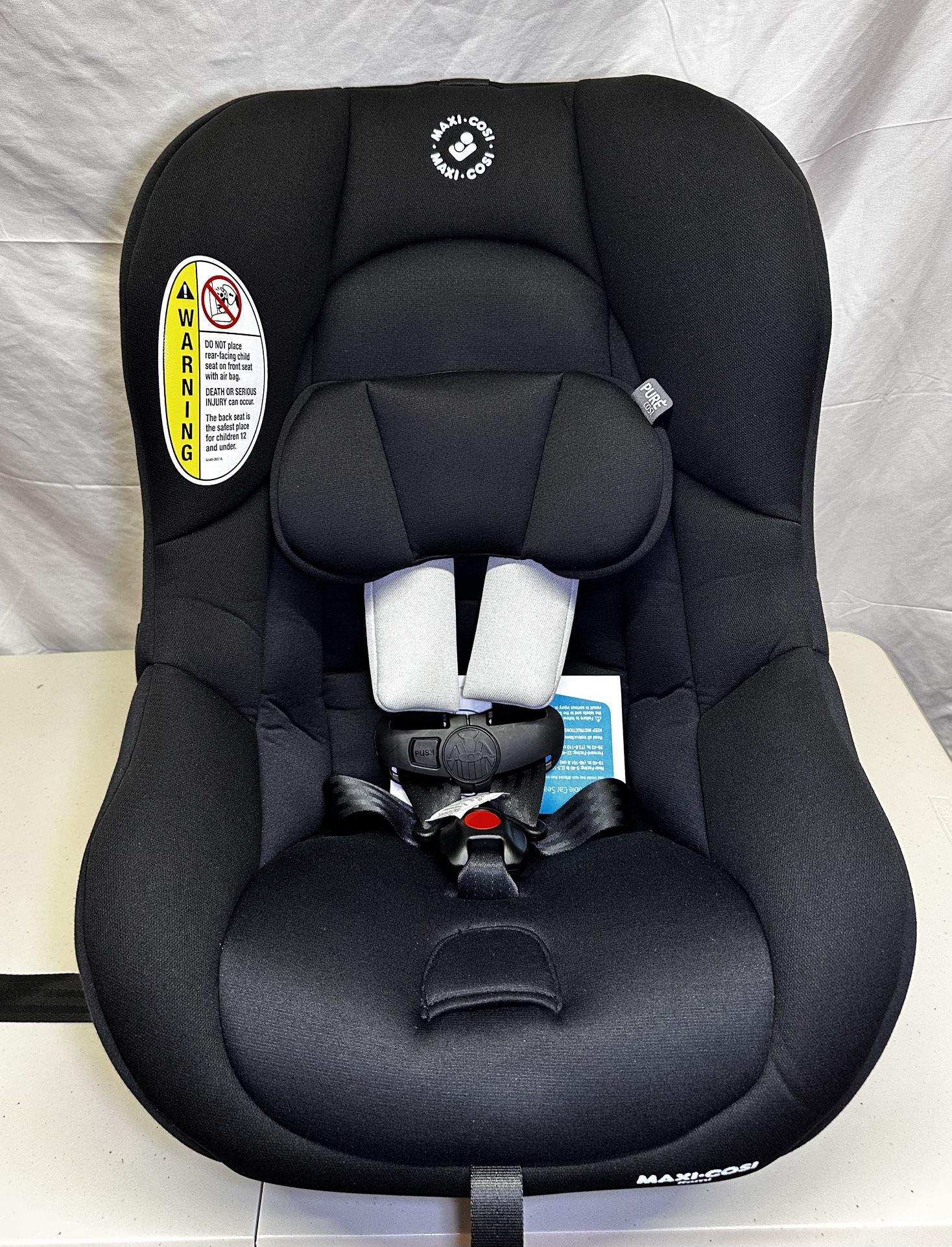 Maxi-Cosi Romi 2-in-1 Convertible Car Seat Essential Black