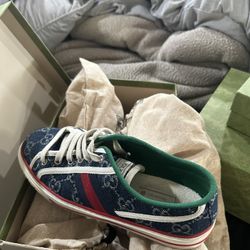 Gucci Shoes Size 37 7.5 Women